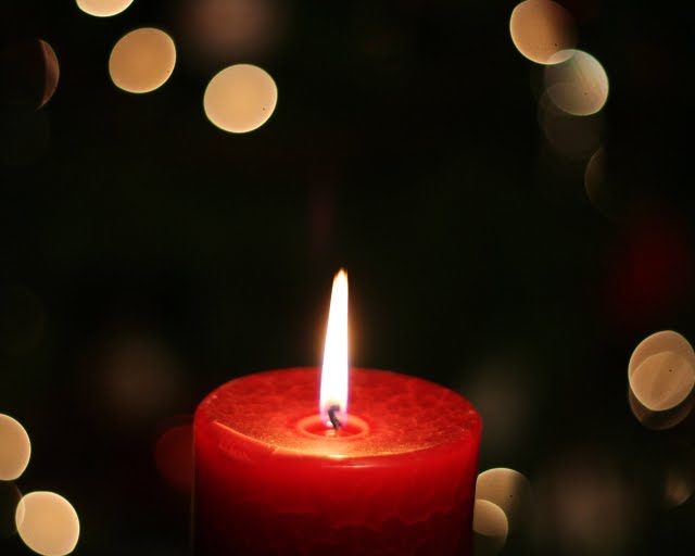 christmas-candles--romantic-candle-light--photos-92871